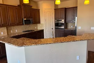 563 Rockingham Dr, Irving, TX 75063 - Photo 9