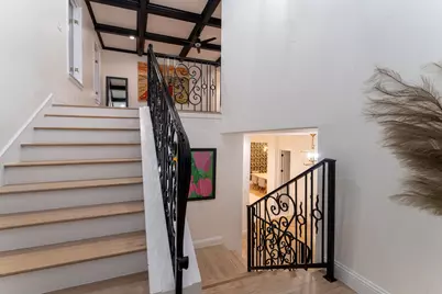 3705 W 5th Street, Fort Worth, TX 76107 - Photo 5
