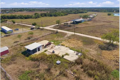 9408 County Road 2220, Barry, TX 75102 - Photo 7