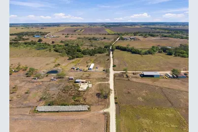 9408 County Road 2220, Barry, TX 75102 - Photo 11