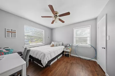 5228 Frazier Avenue, Fort Worth, TX 76115 - Photo 11