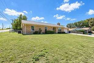 101 W Park St, Decatur, TX 76234 - Photo 31