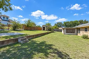101 W Park St, Decatur, TX 76234 - Photo 29