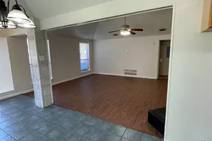 971 N Brookside Dr, Cedar Hill, TX 75104 - Photo 9