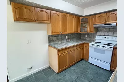 971 N Brookside Drive, Cedar Hill, TX 75104 - Photo 11