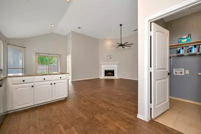 545 Wild Ivy Trail, Fort Worth, TX 76052 - Photo 13