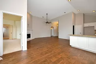 545 Wild Ivy Trail, Fort Worth, TX 76052 - Photo 9