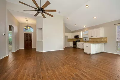 545 Wild Ivy Trail, Fort Worth, TX 76052 - Photo 7