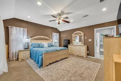 1106 Scenic Drive, Granbury, TX 76048 - Photo 11