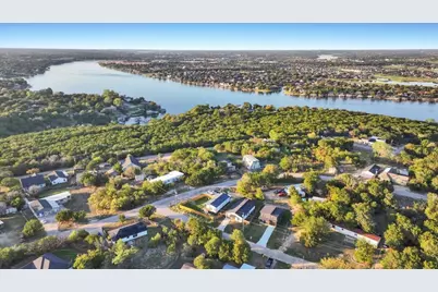 1106 Scenic Drive, Granbury, TX 76048 - Photo 27