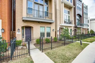 1376 Arch Pl, Dallas, TX 75215 - Photo 3