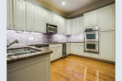 2885 Woodside Street #203, Dallas, TX 75204 - Photo 5