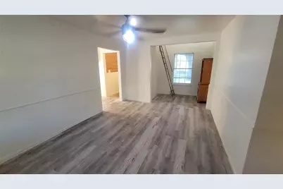1092 W Elm Street, Stephenville, TX 76401 - Photo 21