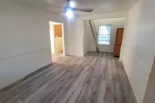 1092 W Elm St, Stephenville, TX 76401 - Photo 21