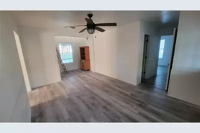 1092 W Elm Street, Stephenville, TX 76401 - Photo 7