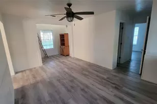 1092 W Elm St, Stephenville, TX 76401 - Photo 7