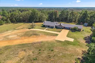 1070 Co Rd 3772, Queen City, TX 75572 - Photo 33