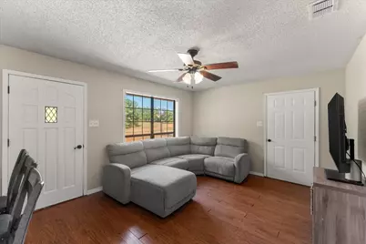 1070 County Road 3772, Queen City, TX 75572 - Photo 25