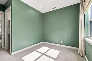 101 Decker Ct, Irving, TX 75062 - Photo 19