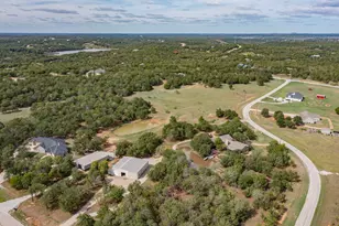 111 Clear Creek Dr, Sunset, TX 76270 - Photo 37