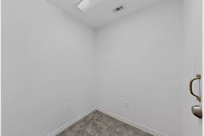 111 Clear Creek Drive, Sunset, TX 76270 - Photo 23