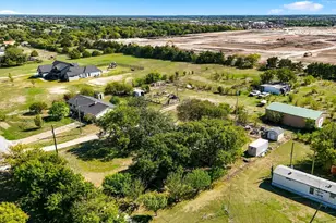 1320 Apple Ln, Midlothian, TX 76065 - Photo 25