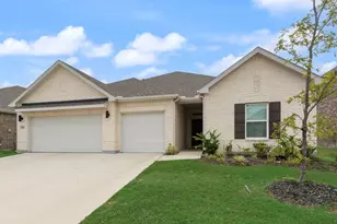 801 Vineyard Wy, Forney, TX 75126 - Photo 1