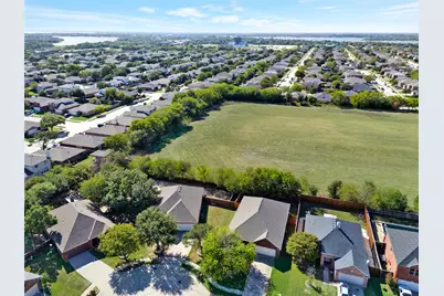 2600 Winterberry Lane, Little Elm, TX 75068 - Photo 33