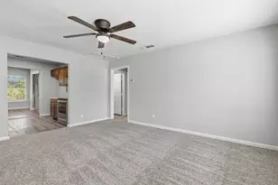 205 Olive St, Cleburne, TX 76031 - Photo 9