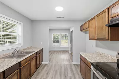 205 Olive Street, Cleburne, TX 76031 - Photo 5