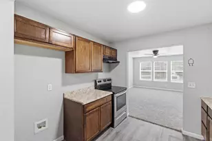 205 Olive St, Cleburne, TX 76031 - Photo 11