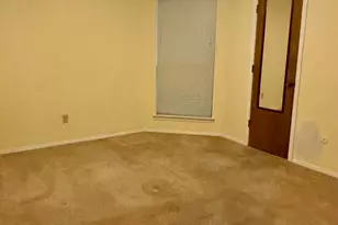 2112 River Bend Rd, Arlington, TX 76014 - Photo 13