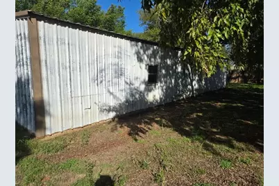 206 N Stadium Drive, Alvord, TX 76225 - Photo 11
