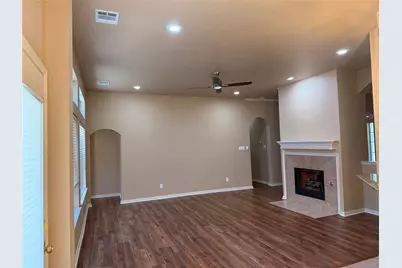 7804 Brook Meadow Lane, Fort Worth, TX 76133 - Photo 3