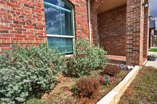 917 Doe Meadow Dr, Fort Worth, TX 76028 - Photo 3