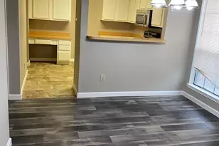 3055 Gregory Ln, Grand Prairie, TX 75052 - Photo 3
