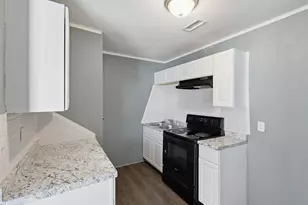 2732 Avenue I, Fort Worth, TX 76105 - Photo 9