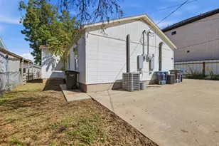 2732 Avenue I, Fort Worth, TX 76105 - Photo 21