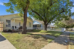 2732 Avenue I, Fort Worth, TX 76105 - Photo 23
