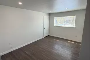 230 Starr St, Dallas, TX 75203 - Photo 1