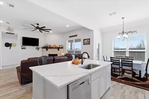 804 Mary Lee Ln, Collinsville, TX 76233 - Photo 9