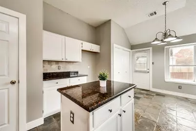 7409 Gillon Drive, Rowlett, TX 75089 - Photo 9