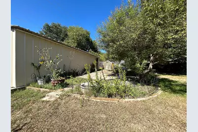 861 Russell Lane, Bedford, TX 76022 - Photo 25