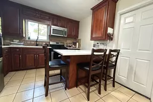 861 Russell Ln, Bedford, TX 76022 - Photo 9