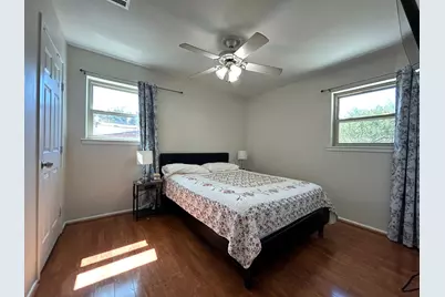 861 Russell Lane, Bedford, TX 76022 - Photo 13