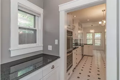 2209 6th Avenue, Fort Worth, TX 76110 - Photo 13