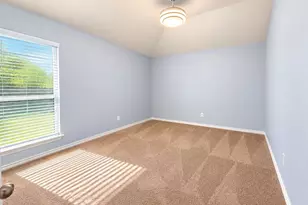 5805 Ozark Dr, Fort Worth, TX 76131 - Photo 15