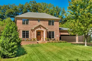 9319 E Lake Highlands Dr, Dallas, TX 75218 - Photo 1