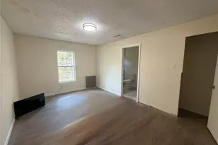 1003 E Main St, Mexia, TX 76667 - Photo 7