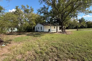 1003 E Main St, Mexia, TX 76667 - Photo 15